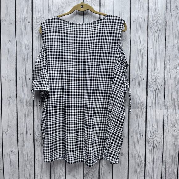 NWT Cato Fashion Gingham Cold Shoulder Blouse Size 26/28 - Picture 3 of 5